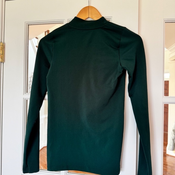 Athleta Renew Seamless Mock Neck Top, Seaweed Snack Green, XS - Picture 4 of 5